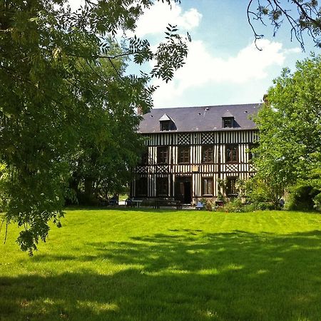 Le Petit Manoir De La Vernelle Bed & Breakfast Fourmetot Bagian luar foto